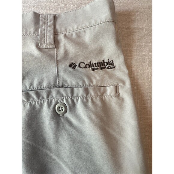 Columbia Men Light Gray Terminal Tackle Hybrid Golf Shorts PFG‎ Omni Shield W-40 - Picture 5 of 11
